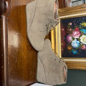 Never worn outside. Tom wedge.